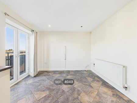 3 bedroom detached house to rent - Photo 3