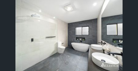 Stylish Single-Level Living in a Quiet Cul De Sac Location - Photo 5