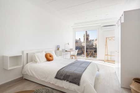 Carrer de la Taula de Canvis, Valencia, Valencian Community 46001 - Photo 3