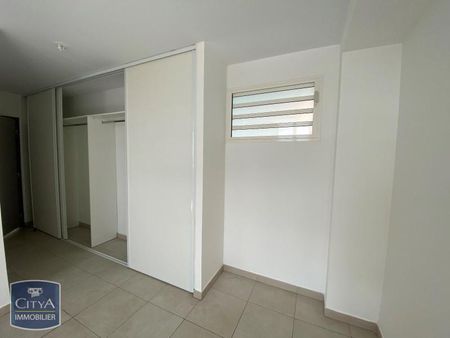 Location Appartement 3 pièces 85m² ST DENIS 97400 - Photo 5
