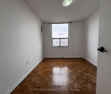 1201 5 Shady Golfway Avenue - Photo 1