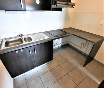 Location Appartement 2 pièces 39m² LAUNAGUET 31140 - Photo 6