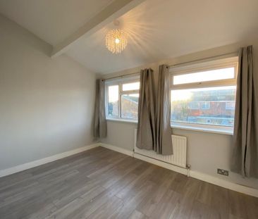 Moreton Avenue, Isleworth, TW7 - Photo 4