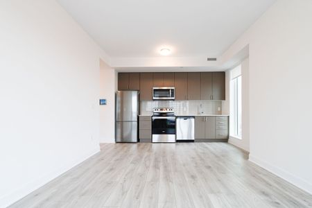 For Lease - 3240 William Coltson Avenue Unit# 1908, Oakville, Ontario - Photo 4