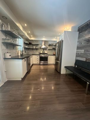 For Lease - 137 Ravenscroft Road Unit# Main Floor, Ajax, Ontario - Photo 1