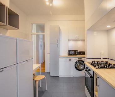 Calçada do Marquês de Abrantes, Lisbon, Lisbon 1200-163 - Photo 1