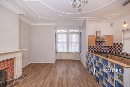 1 bedroom apartment to rent London Road, Portsmouth, Hampshire, PO2 - Photo 3