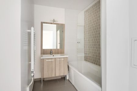 location Appartement T5 DE 94.7m² À MASSY - Photo 5