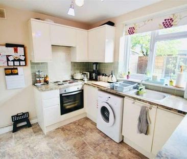 Masons Road, Cippenham, SL1 - Photo 6