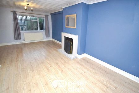 Worcester Crescent, NEWPORT - Photo 2