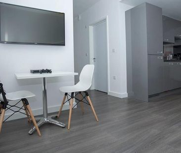 Studio to rent - Photo 5