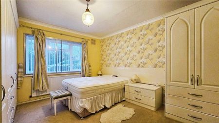 2 bedroom maisonette to rent - Photo 4