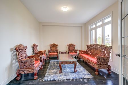 For Lease - 24 Whitewood Drive, Whitchurch-Stouffville, Ontario - Photo 2