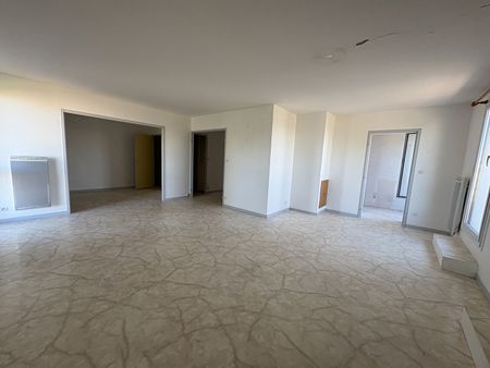 Location Appartement 4 pièces 92m² CESSON SEVIGNE 35510 - Photo 5