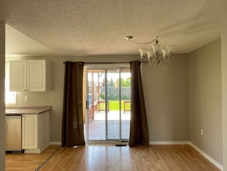 For Lease - 53 Garibaldi Drive Unit# Main, Barrie, Ontario - Photo 3