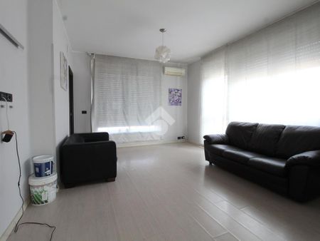 5 locali in affitto - Photo 4