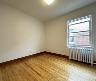 2490 Rue Sherbrooke Est, #2 - Photo 3