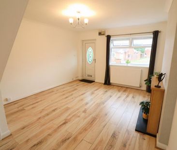 2 bedroom semi-detached house to rent - Photo 2