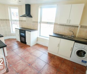 Lovely Lane - Warrington - WA5 - Photo 5