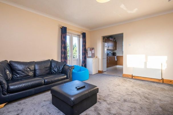 5 bedroom detached house to rent - Photo 1