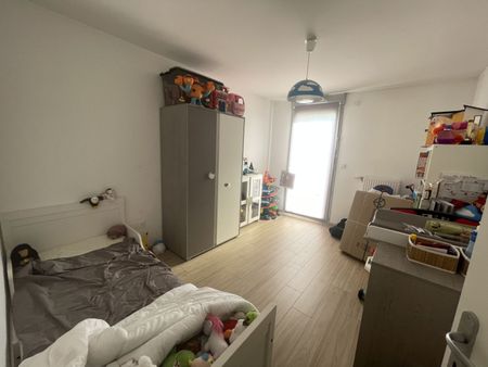 Appartement T3 - 68,1m2 - Limonest NON MEUBLÉ , Limonest - Photo 2