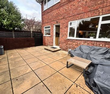 Chesterfield Road, Ashford, Surrey, TW15 - Photo 5