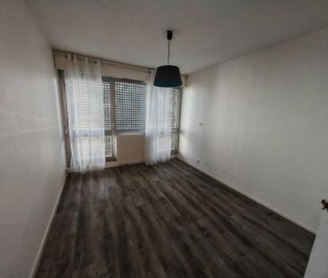 Location Appartement 2 pièces 53m² - Photo 2