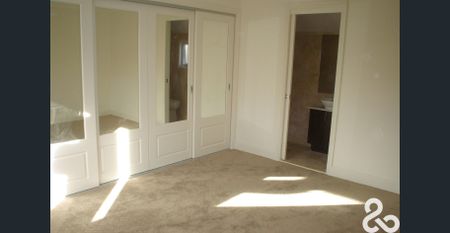 **Fabulous Location** - Photo 5