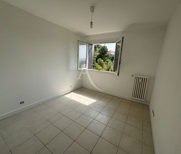 Location Appartement 4 pièces 68m² NICE 06100 - Photo 5