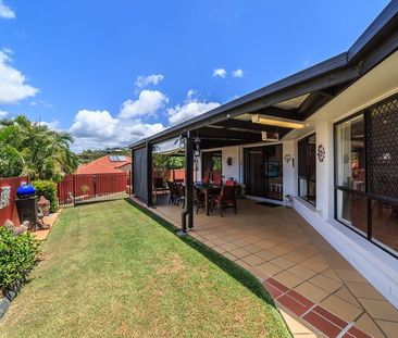 20 Corai Close, Pacific Pines, QLD 4211 - Photo 6