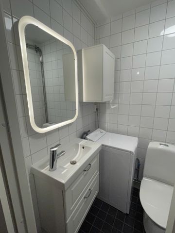 Bruksgatan, Tobo - Photo 3