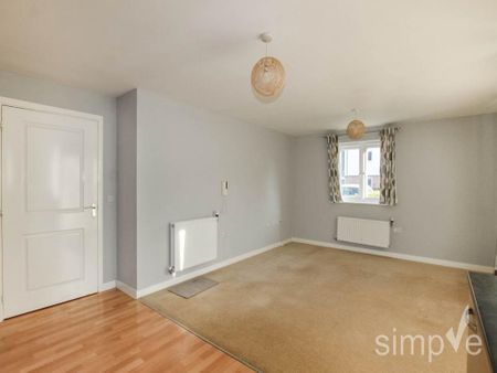 2 bedroom flat to rent - Photo 2