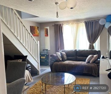 2 bedroom terraced house to rent - Photo 3