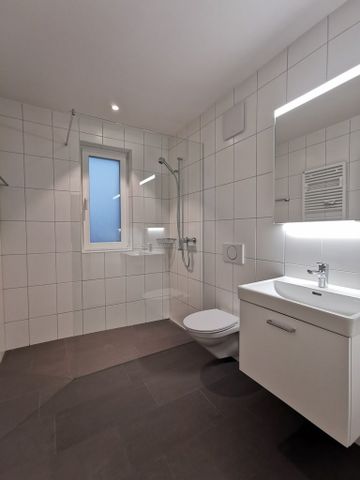 Attraktive Dachwohnung zu vermieten - Foto 2