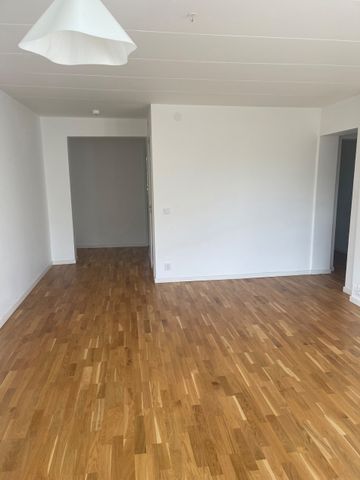 Rönnebergsgatan 18, Öster - Foto 2