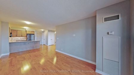 18 Harding Boulevard #323 - Photo 4