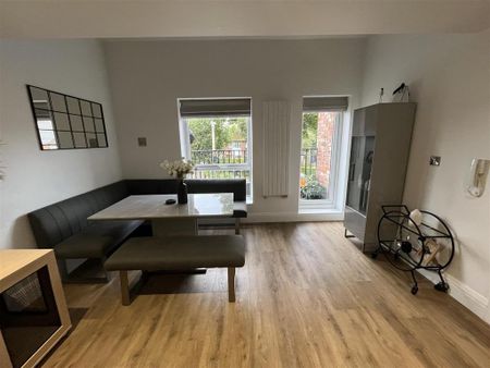 2 bedroom duplex to rent - Photo 2