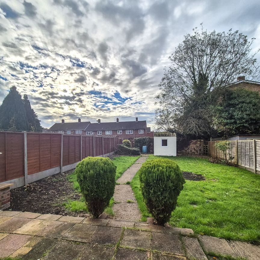 3 bedroom mid terraced house to rent, - Photo 1