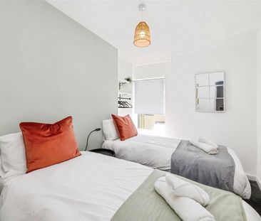 Yew Street, Troedyrhiw, Merthyr Tydfil, CF48 4EB - Photo 6