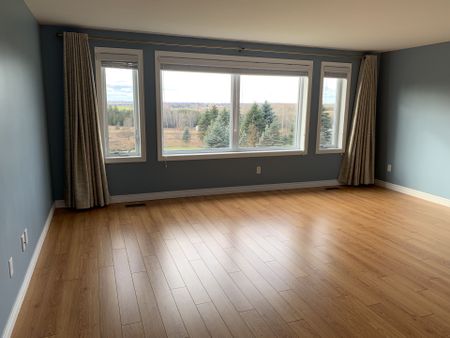 For Lease - 5530 Wellington Road 38 Road, Guelph/Eramosa, Ontario - Photo 3