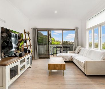 SPACIOUS 4 BEDROOM HOME IN BEAUTIFUL KILABEN BAY - Photo 1