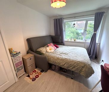 3 Bedroom Semi Detached To Let - Photo 5