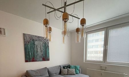MAXIS REAL: NA PRENÁJOM: Väčší 2 izbový byt v Arborii so šatníkom a balkónom na Novomestskej ulici - Photo 2