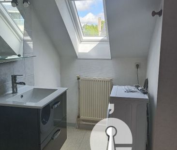 LAVAL - appartement meublé - parking - Photo 5
