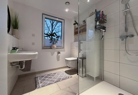 Moordeich: Moderne 2-Zimmer-Wohnung mit Außenstellplatz - Photo 3