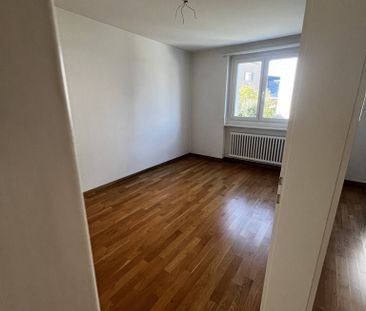 Helle 4-Zimmer-Wohnung im Erdgeschoss in Steinhausen - Foto 2