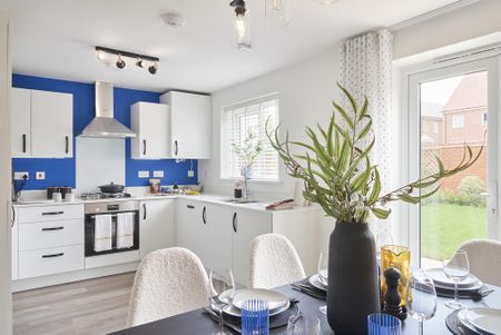 3 bedroom terraced house to rent - Photo 5