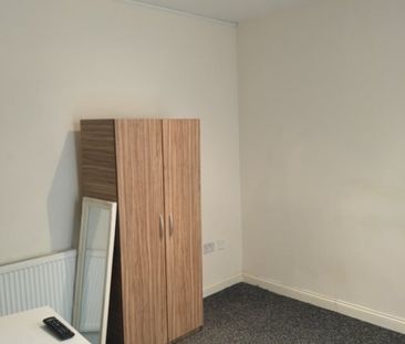 Studio Flat, Holloway Road, N7 - Photo 4