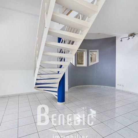 CREUTZWALD: Duplex 4 pièces à louer avec terrasse - Photo 1