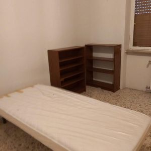 Camera in appartamento - Photo 2